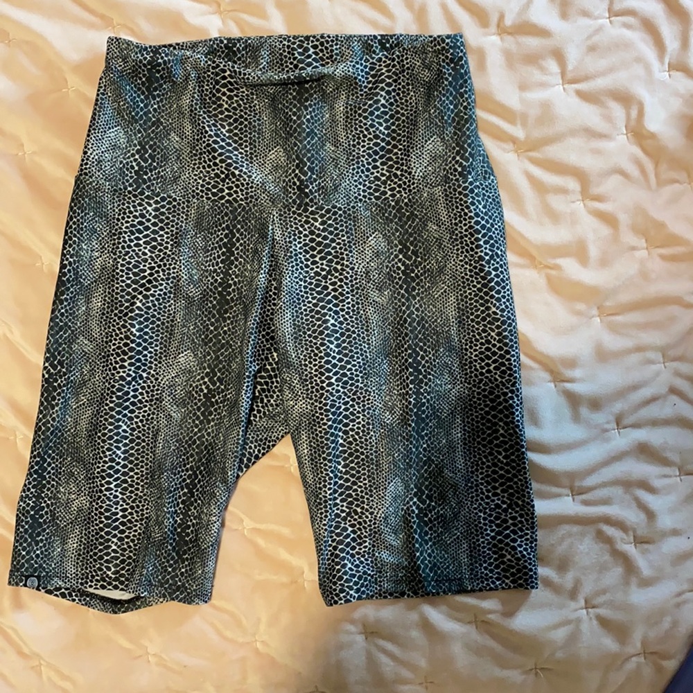 Onzi snake print biker shorts